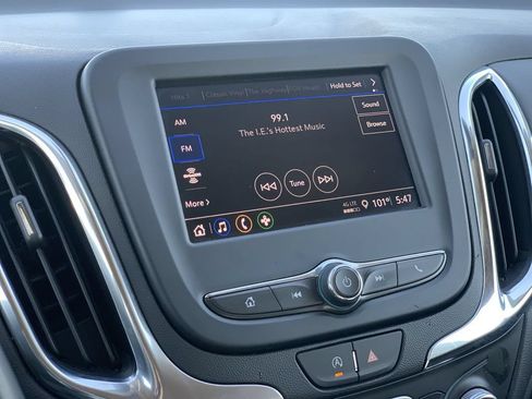 Certified 2024 Chevrolet Equinox LT FWD image 16