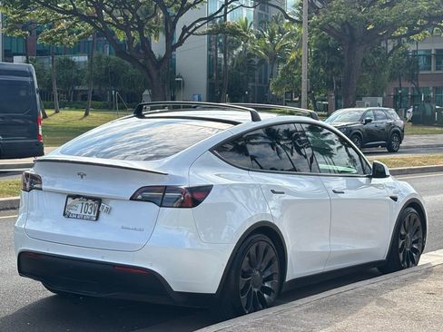 Used 2021 Tesla Model Y Performance AWD/4WD image 5