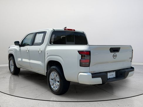 Used 2022 Nissan Frontier SV RWD image 9