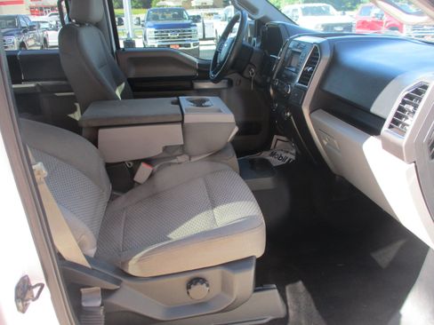 Used 2016 Ford F150 XLT AWD/4WD image 14
