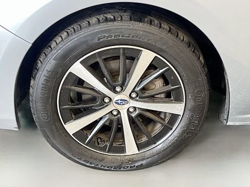 Used 2022 Subaru Impreza 2.0i Premium AWD/4WD image 30