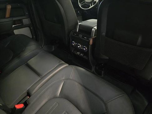 Used 2023 Land Rover Defender 130 X image 11