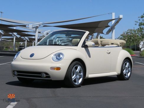 Used 2004 Volkswagen Beetle GLS FWD image 8