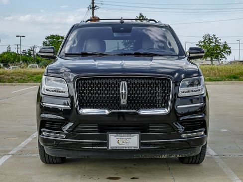 Used 2020 Lincoln Navigator L Reserve w/ Equipment Group 208A Reserve AWD/4WD image 6