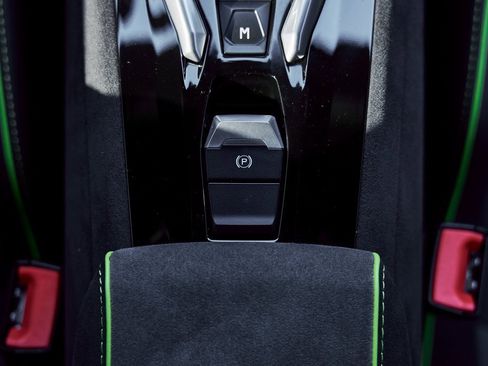 Used 2024 Lamborghini Huracan Sterrato image 66