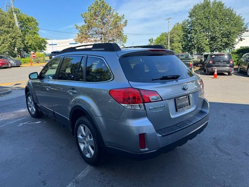 Used 2011 Subaru Outback 2.5i Premium w/ Protection Pkg 1A AWD/4WD image 6