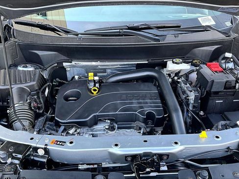 Used 2025 Chevrolet Equinox LT image 9