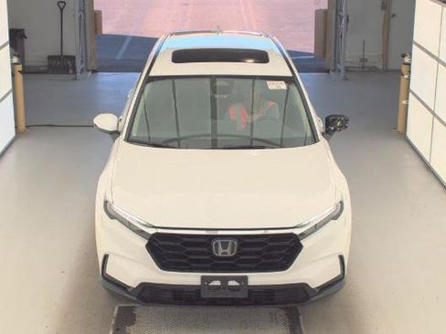 Used 2024 Honda CR-V EX image 2