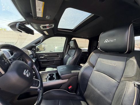 Used 2022 RAM 3500 Laramie image 8
