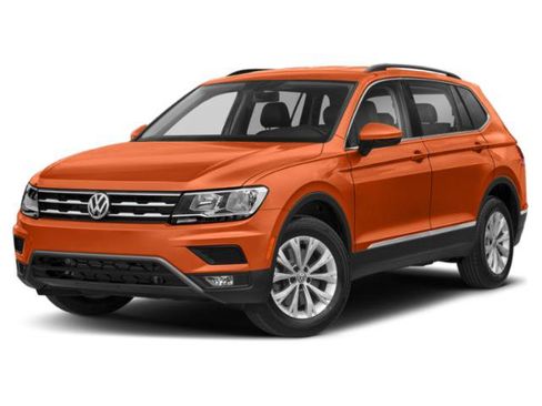 Used 2018 Volkswagen Tiguan S image 1