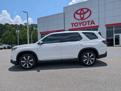 Used 2025 Honda Pilot Touring
