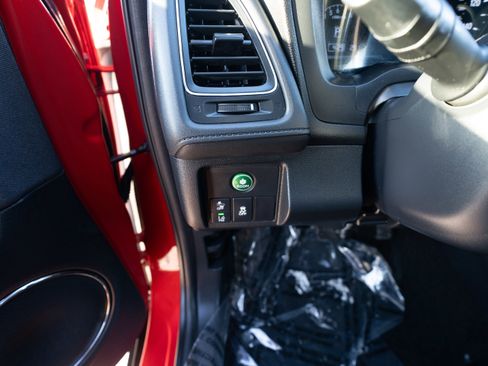 Used 2020 Honda HR-V EX image 11