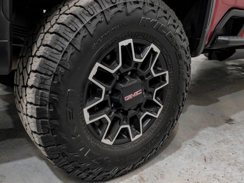 Used 2025 GMC Sierra 2500 AT4X AWD/4WD image 56