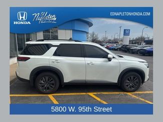 Used 2022 Nissan Pathfinder SV video 1