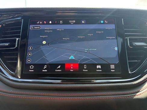 Used 2024 Dodge Durango R/T image 3