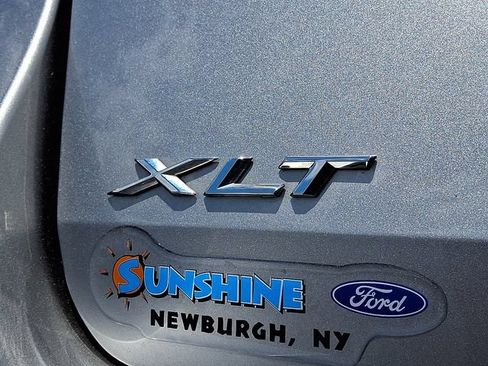 Certified 2022 Ford Explorer XLT w/ Equipment Group 202A AWD/4WD image 31