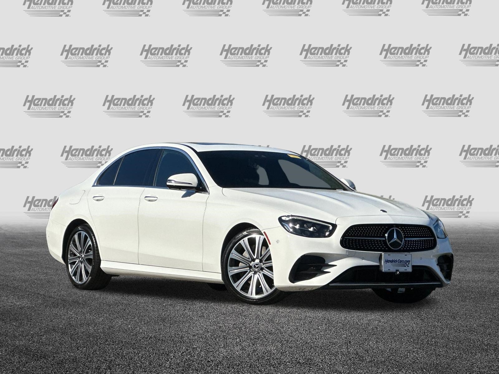 Used 2023 Mercedes-Benz E 350 Sedan image 2