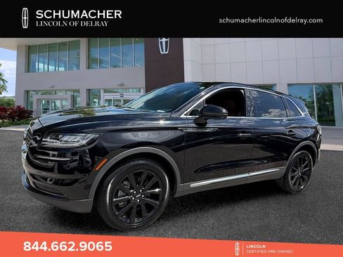 Used 2023 Lincoln Nautilus Reserve w/ Monochromatic Package AWD/4WD image 3