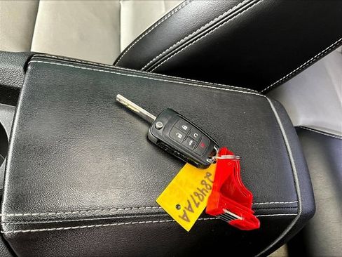 Used 2014 Chevrolet Camaro LT RWD image 34