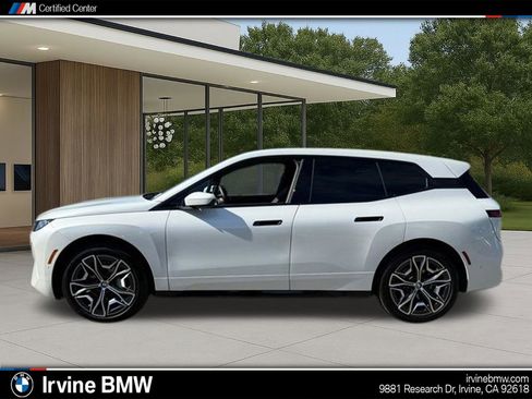 Used 2026 BMW iX xDrive60 w/ Premium Package image 13