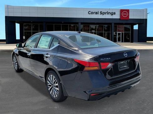 New 2026 Nissan Altima 2.5 SV FWD image 3