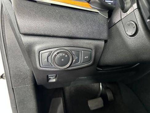 Used 2019 Lincoln MKC Select w/ MKC Climate Package image 19