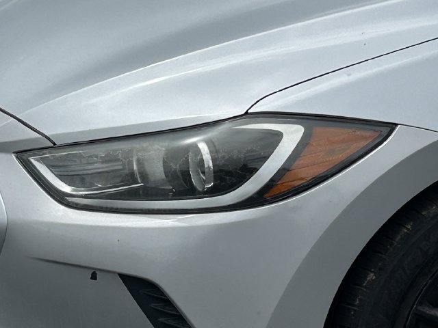 Used 2017 Hyundai Elantra SE FWD image 10