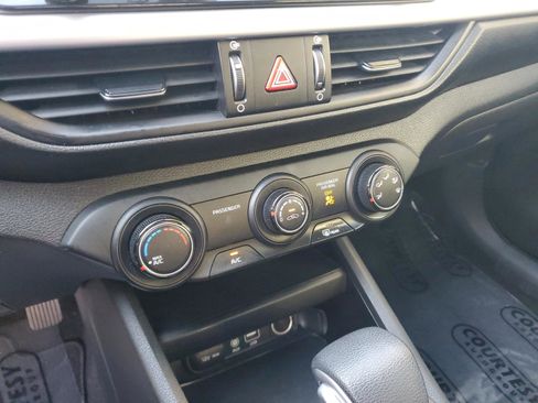 Used 2021 Kia Forte LXS image 16