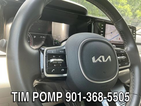 Used 2023 Kia Sorento S w/ Panoramic Sunroof Package FWD image 29