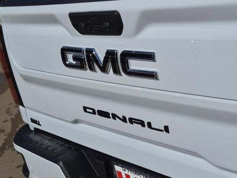 New 2026 GMC Sierra 2500 Denali Ultimate w/ Max Trailering Package image 6
