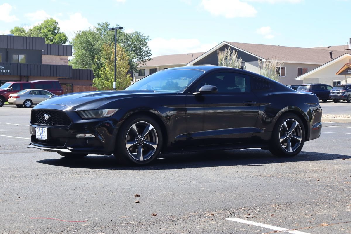Used 2016 Ford Mustang Coupe w/ Equipment Group 051A RWD image 11
