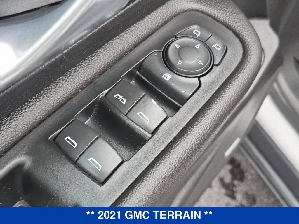 Used 2021 GMC Terrain SLT w/ Infotainment Package II AWD/4WD image 10