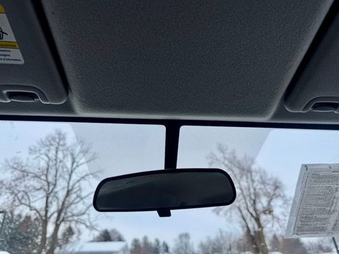 Used 2016 Nissan Frontier S image 28