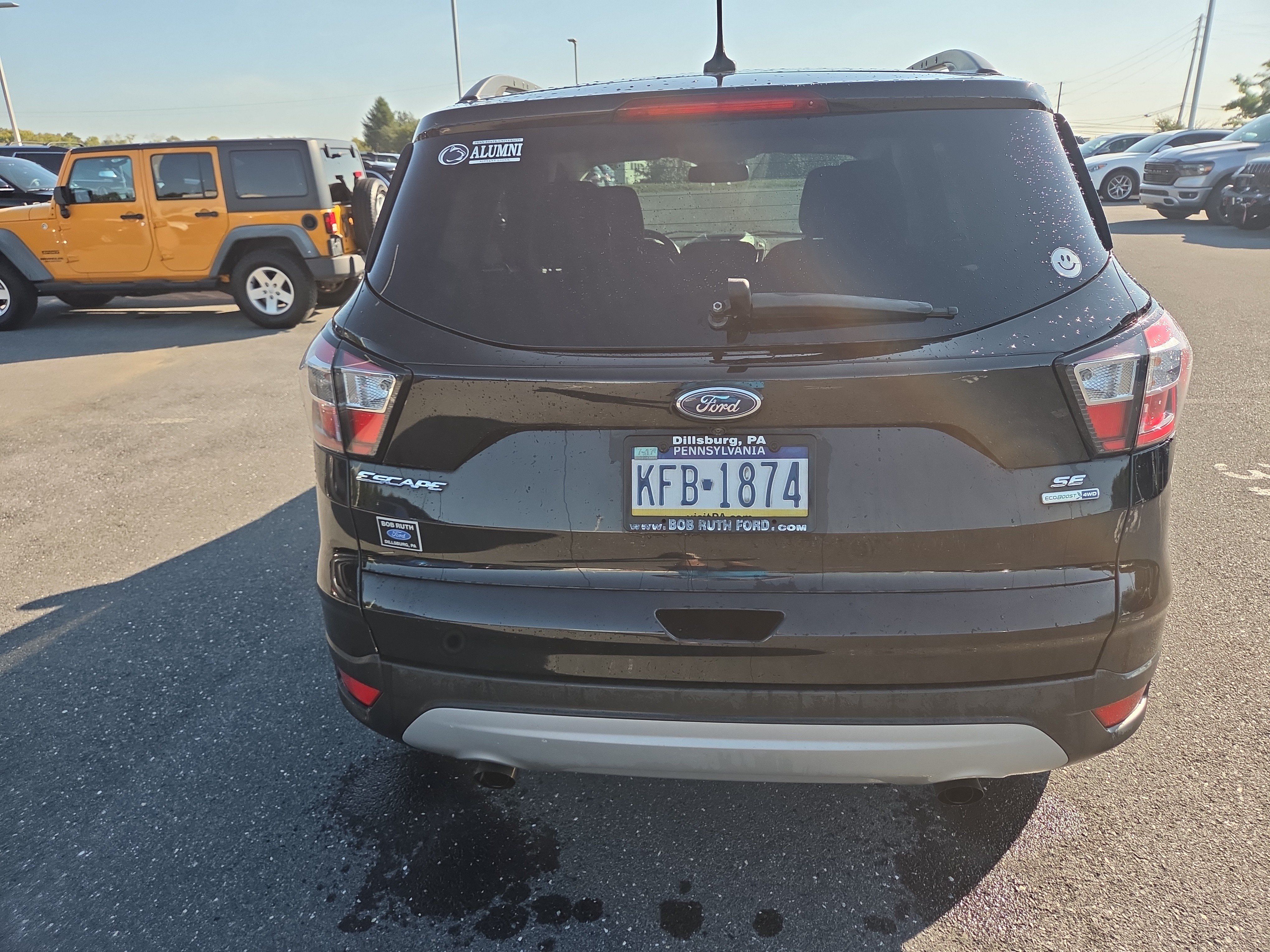 Used 2018 Ford Escape SE w/ Ford Safe & Smart Package AWD/4WD image 14