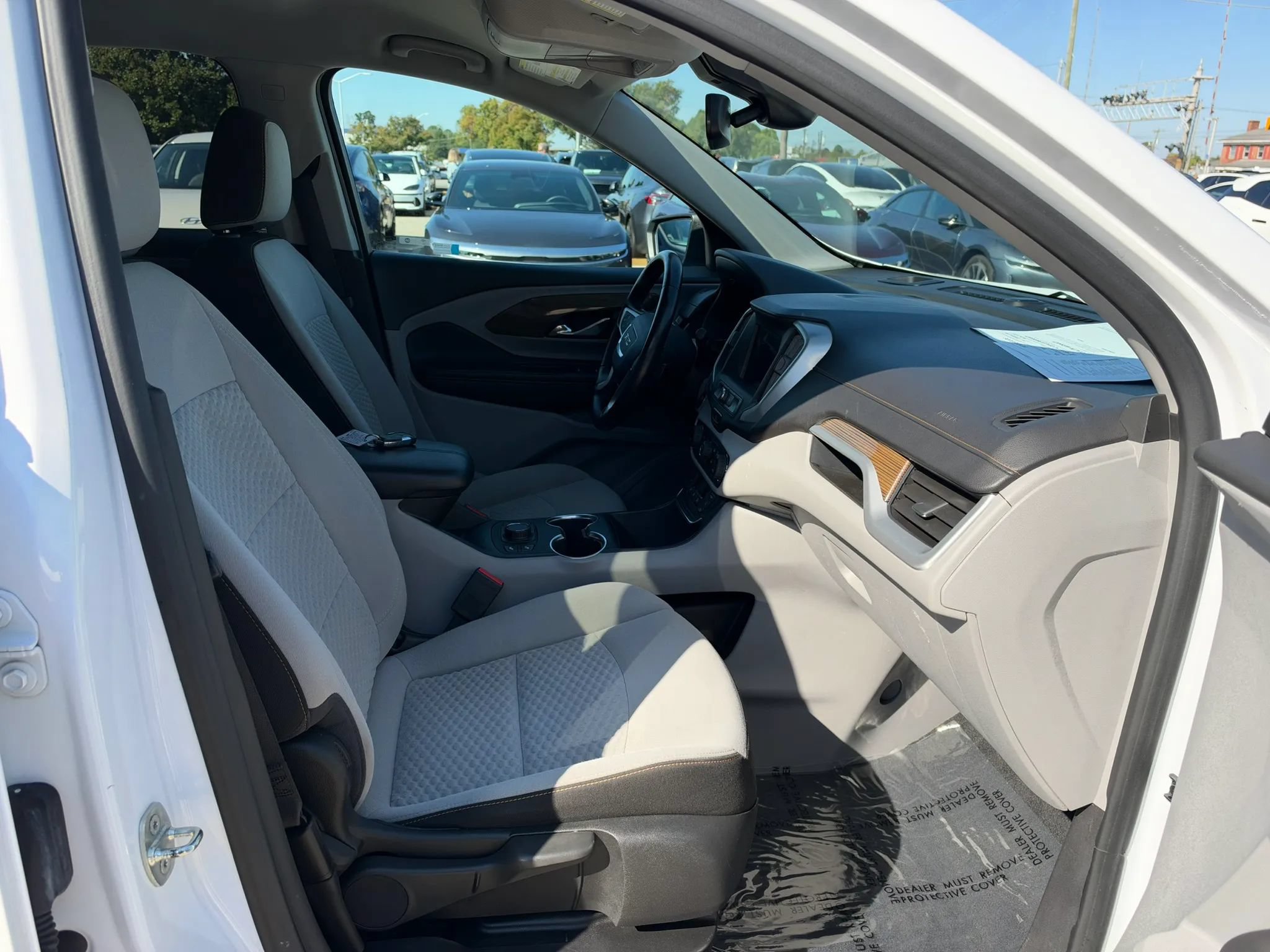 Used 2020 GMC Terrain SLE w/ Driver Convenience Package FWD image 15
