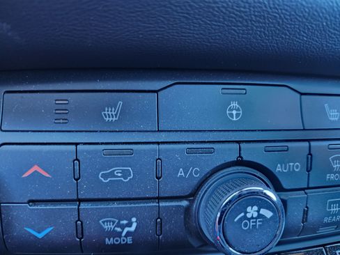 Used 2025 Dodge Durango GT w/ Blacktop Package image 27