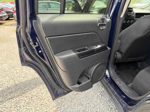Used 2016 Jeep Patriot Sport w/ Power Value Group FWD image 13