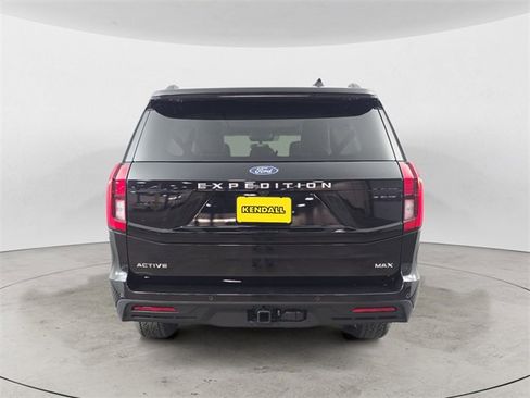 Used 2025 Ford Expedition Max Active image 4