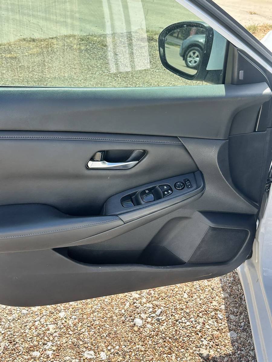 Used 2021 Nissan Sentra S FWD image 19
