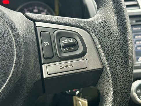 Used 2017 Subaru Crosstrek 2.0i image 27