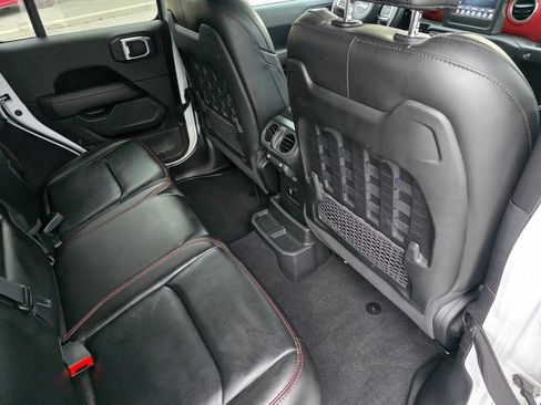 Used 2021 Jeep Wrangler Unlimited Rubicon image 33