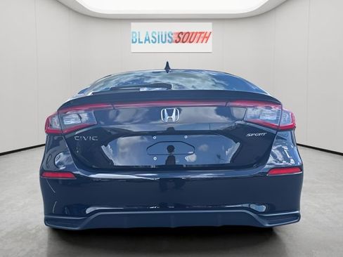 Used 2025 Honda Civic Sport image 4