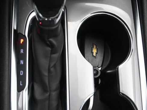 Used 2023 Chevrolet Malibu LT FWD image 16