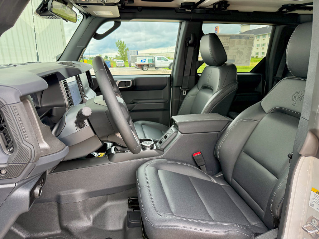 New 2026 Ford Bronco Badlands AWD/4WD image 11