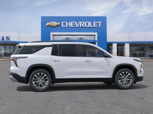 New 2026 Chevrolet Traverse LT image 5