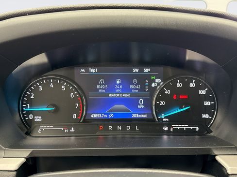 Used 2024 Ford Explorer XLT w/ Equipment Group 202A AWD/4WD image 13