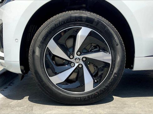 New 2026 Jaguar F-PACE R-Dynamic S AWD/4WD image 11