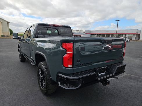 Used 2026 Chevrolet Silverado 2500 LTZ w/ Trail Boss Package image 3