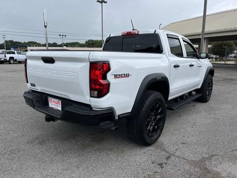 Used 2026 Chevrolet Colorado Trail Boss AWD/4WD image 3