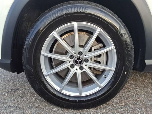 Certified 2024 Mercedes-Benz GLE 450e 4MATIC image 27